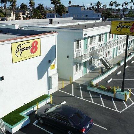Super 8 By Wyndham Oceanside Downtown Hotel Ngoại thất bức ảnh