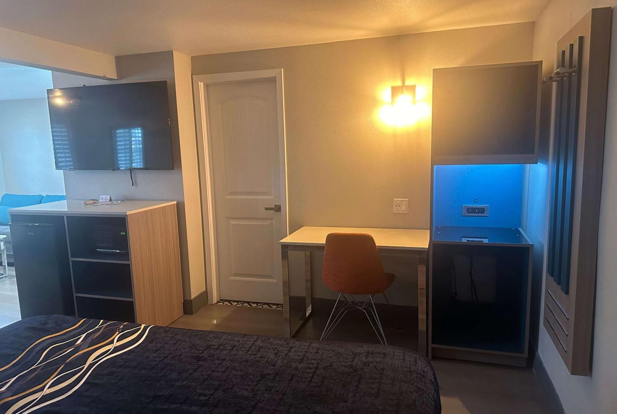 Super 8 By Wyndham Oceanside Downtown Hotel Ngoại thất bức ảnh